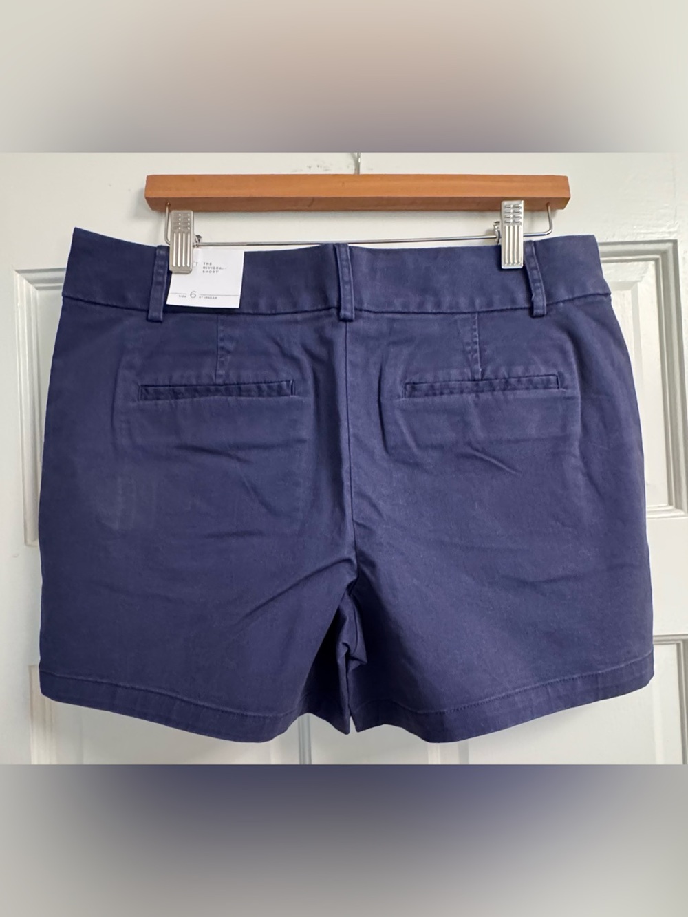 NWT Loft Navy Riviera Shorts (6) - Picture 3 of 11